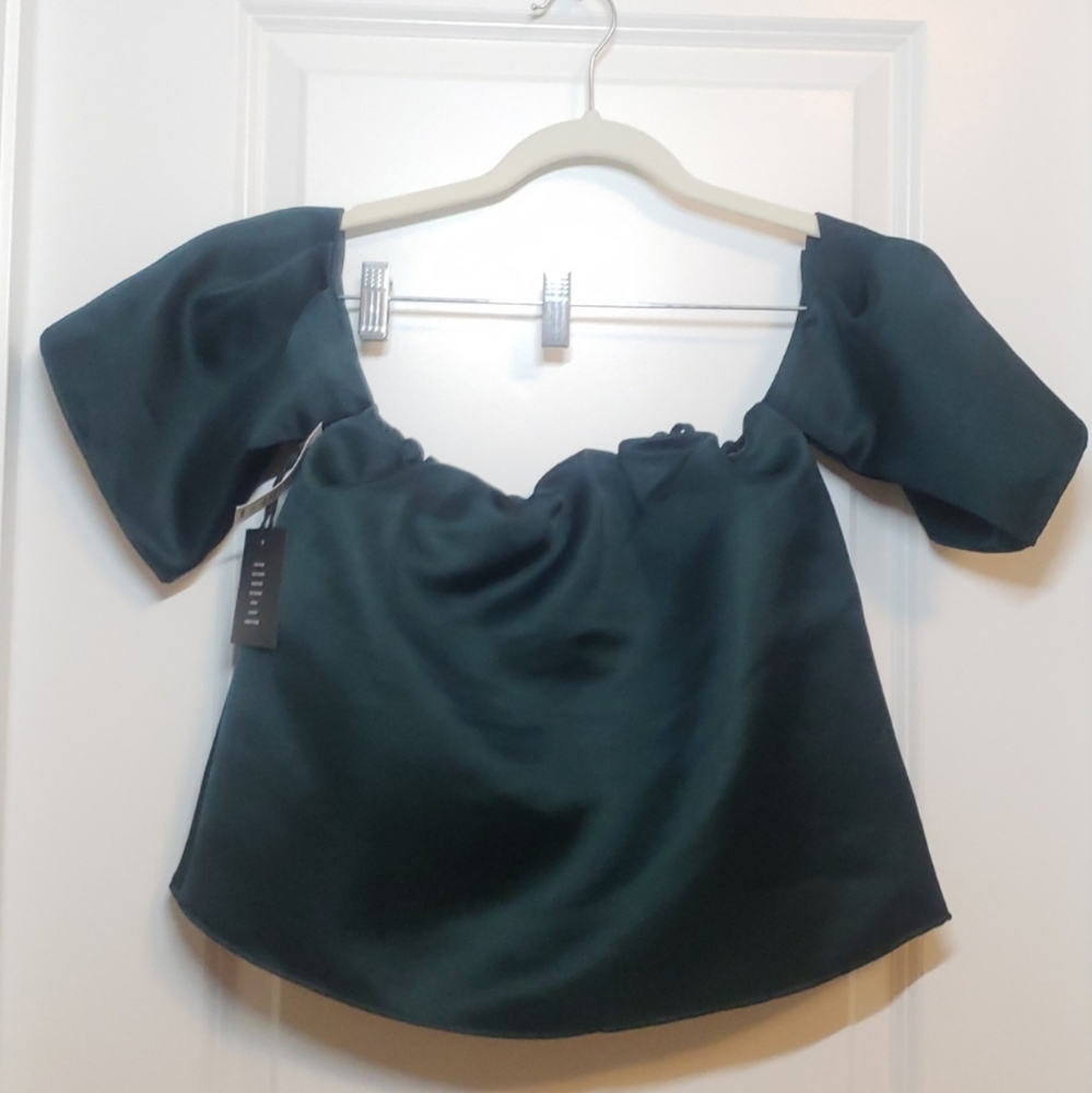 ARITZIA Off the shoulder top